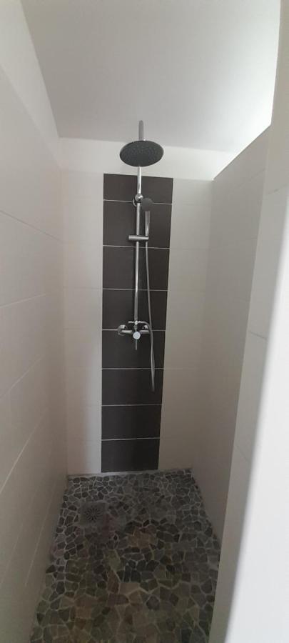 Chambre Chez Corinne Et Bernard Cazouls-lès-Béziers Εξωτερικό φωτογραφία